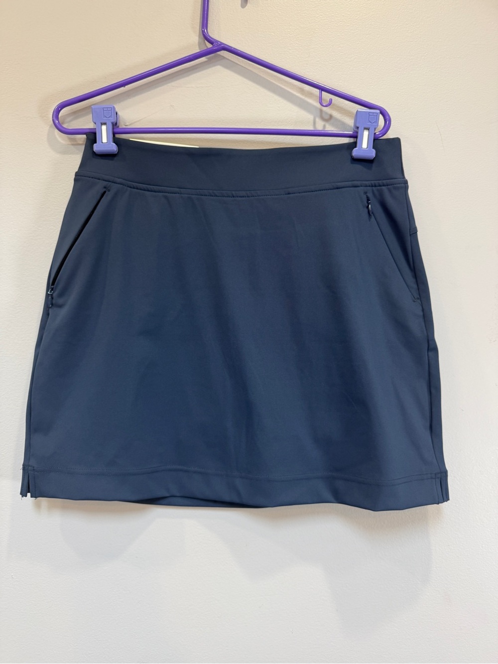 Women’s Navy Athletic Skort with Zipper Pockets